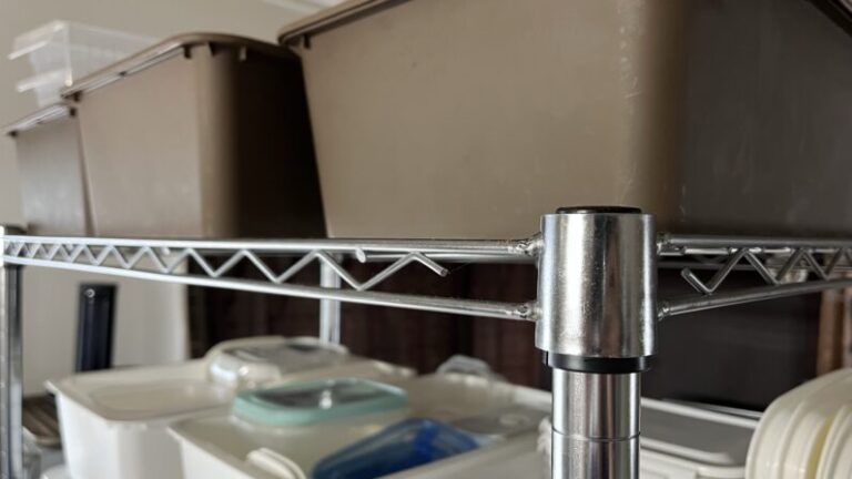 スチールラックを家具として使うメリットデメリットを紹介 ~ LifeLivesLab